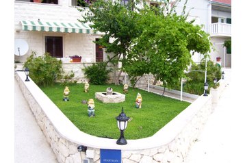 Kroatien Privát Bol, Exterieur